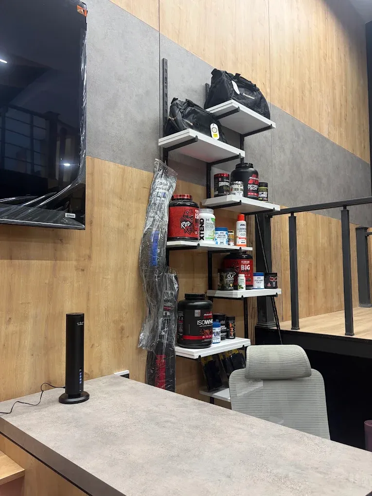 Urban Fitness Club – completed reception desk with product retail shelves